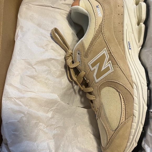 New Balance M2002REF size 11 mens brand new - Picture 3 of 5